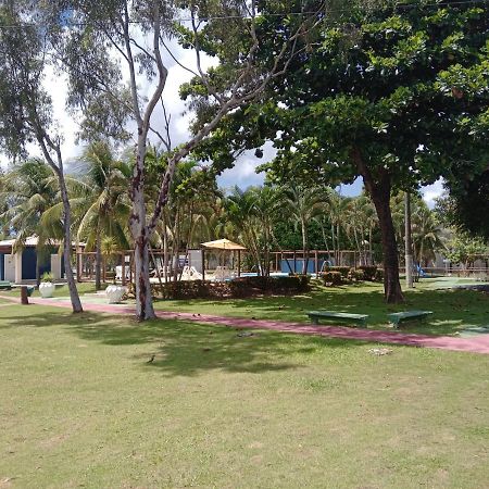 Apts E Suites Em Stella Maris Salvador Exterior foto